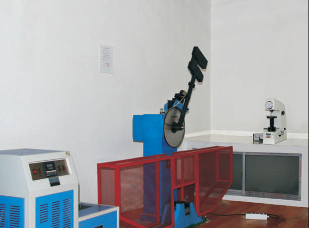 Impact testing machine